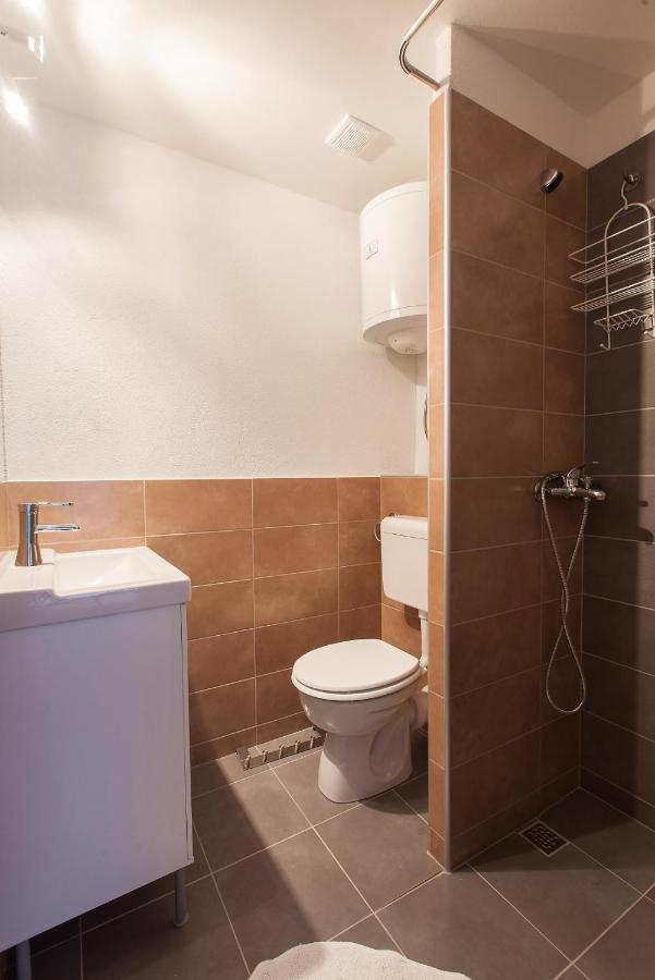 Vega Apartments Podgora Esterno foto
